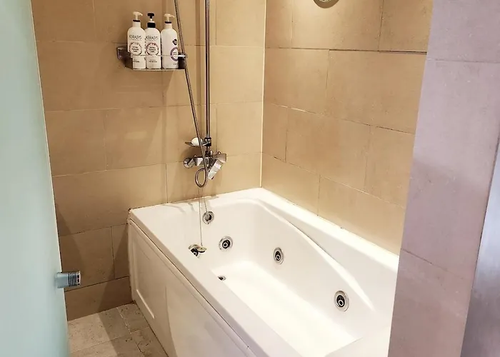 Cozy Room, Easy Access To Seoul, 5 Min Metro 아파트