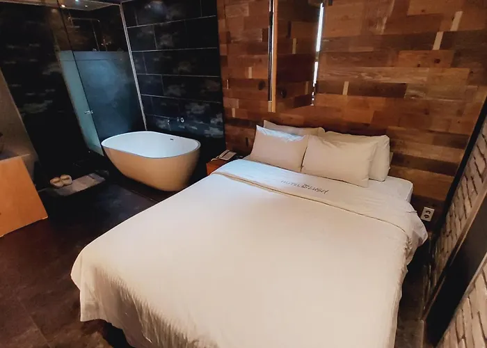 Cozy Room, Easy Access To Seoul, 5 Min Metro *