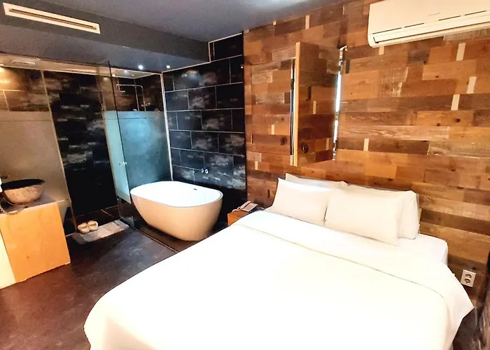 Cozy Room, Easy Access To Seoul, 5 Min Metro