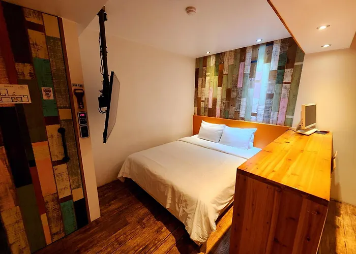 Cozy Room, Easy Access To Seoul, 5 Min Metro * 서울특별시