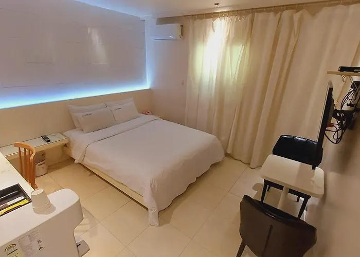 Cozy Room, Easy Access To Seoul, 5 Min Metro 아파트 서울특별시