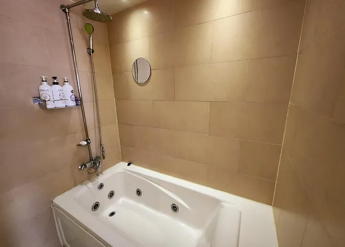 Cozy Room, Easy Access To Seoul, 5 Min Metro 아파트
